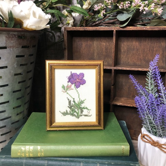 Vintage Hand embroidered framed art boho decor floral - Picture 5 of 5